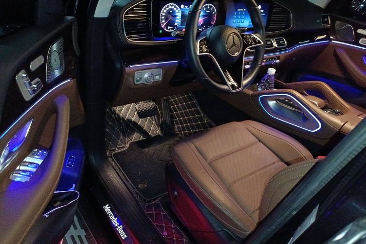 Used Mercedes-Benz GLE 2025 GLE 350 4MATIC Stylish Model Driver Seat