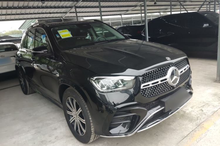 Used Mercedes-Benz GLE 2025-Year Restyled GLE 350 4MATIC Fashion Edition Front Right 45 Deg