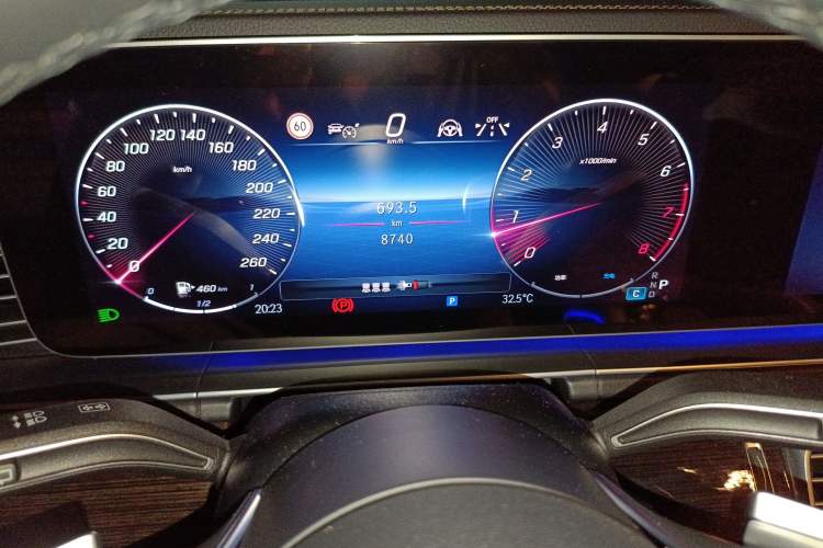 Used Mercedes-Benz GLE 2025 GLE 350 4MATIC Stylish Model Instrument Cluster