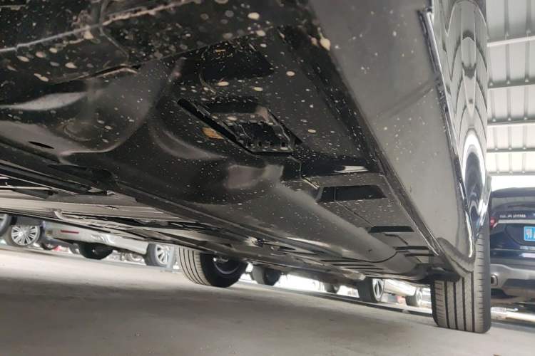 Used Mercedes-Benz GLE 2025-Year Restyled GLE 350 4MATIC Fashion Edition Left Side Sill