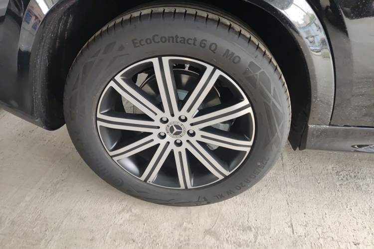 Used Mercedes-Benz GLE 2025-Year Restyled GLE 350 4MATIC Fashion Edition Right Rear Wheel Hub
