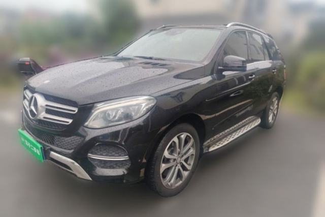 Ojetý Mercedes-Benz GLE 2015 GLE 400 4MATIC