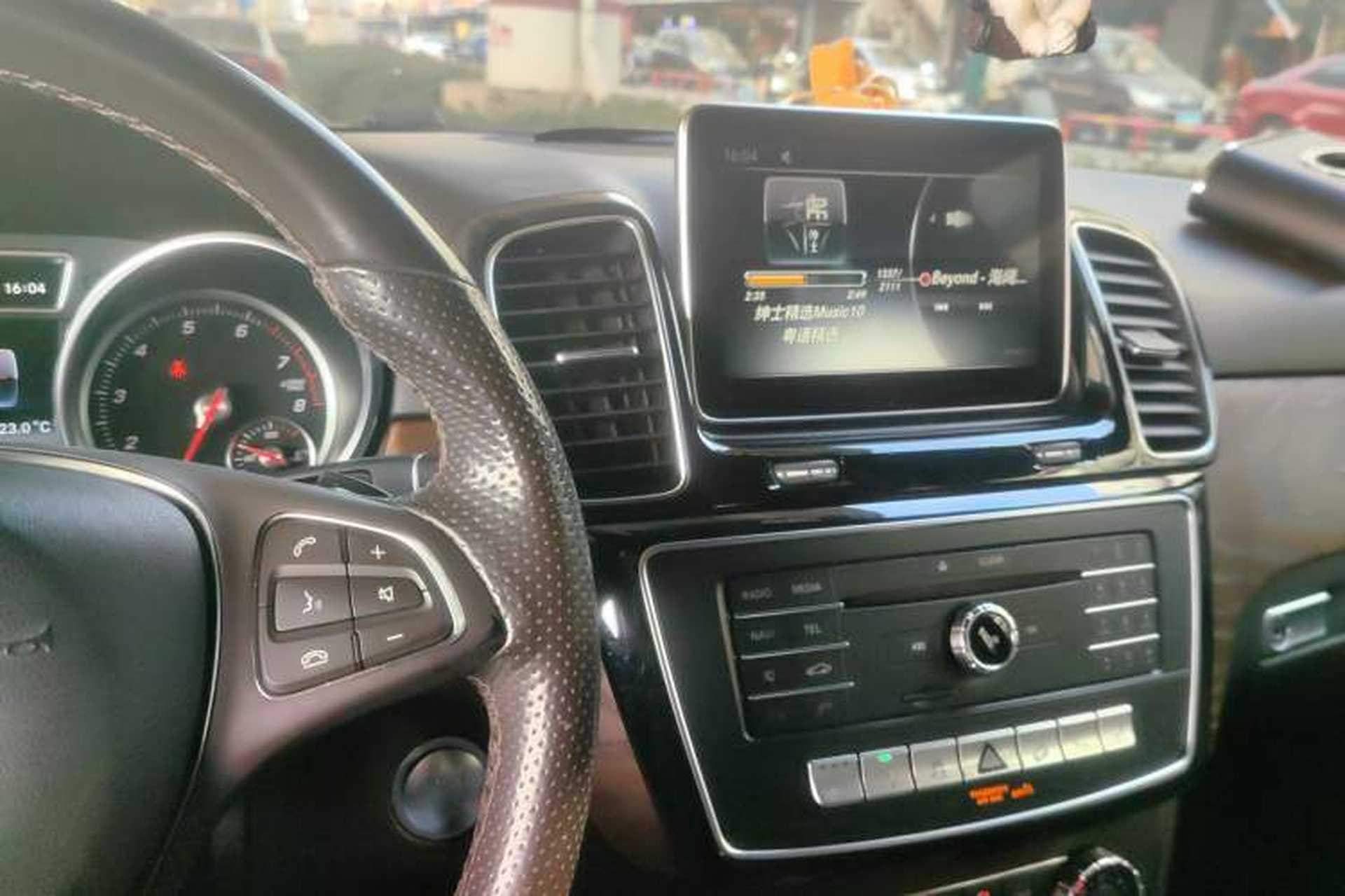 Used Mercedes-Benz GLE 2015 GLE 320 4MATIC Audio And AC Panel
