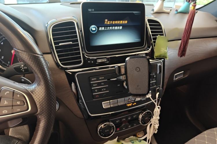 Used Mercedes-Benz GLE 2015 GLE 400 4MATIC Audio And AC Panel