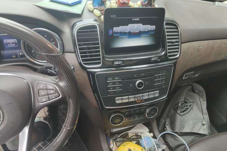 Used Mercedes-Benz GLE 2015 GLE 320 4MATIC Audio And AC Panel