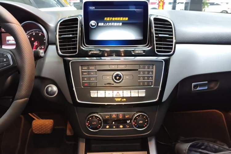 Used Mercedes-Benz GLE 2015 GLE 320 4MATIC Audio And AC Panel