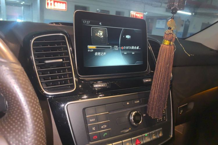 Used Mercedes-Benz GLE 2015 GLE 320 4MATIC Audio And AC Panel