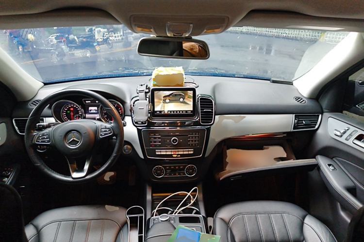 Used Mercedes-Benz GLE 2015 GLE 320 4MATIC Center Console