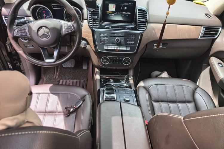 Used Mercedes-Benz GLE 2015 GLE 400 4MATIC Center Console