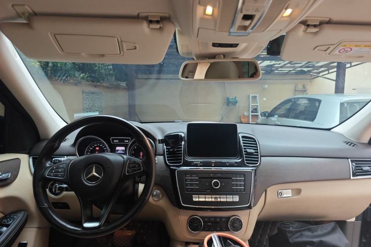 Used Mercedes-Benz GLE 2015 GLE 400 4MATIC Center Console