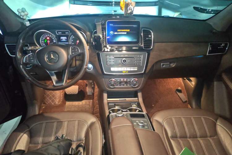 Used Mercedes-Benz GLE 2015 GLE 320 4MATIC Center Console