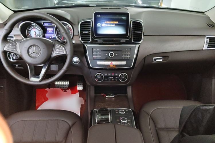 Used Mercedes-Benz GLE 2015 GLE 400 4MATIC Center Console