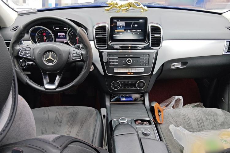Used Mercedes-Benz GLE 2015 GLE 320 4MATIC Center Console