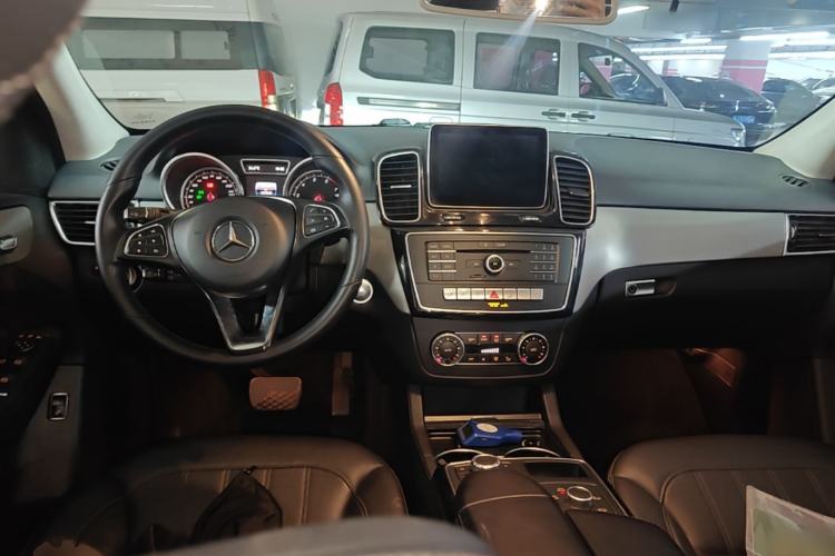Used Mercedes-Benz GLE 2015 GLE 320 4MATIC Center Console