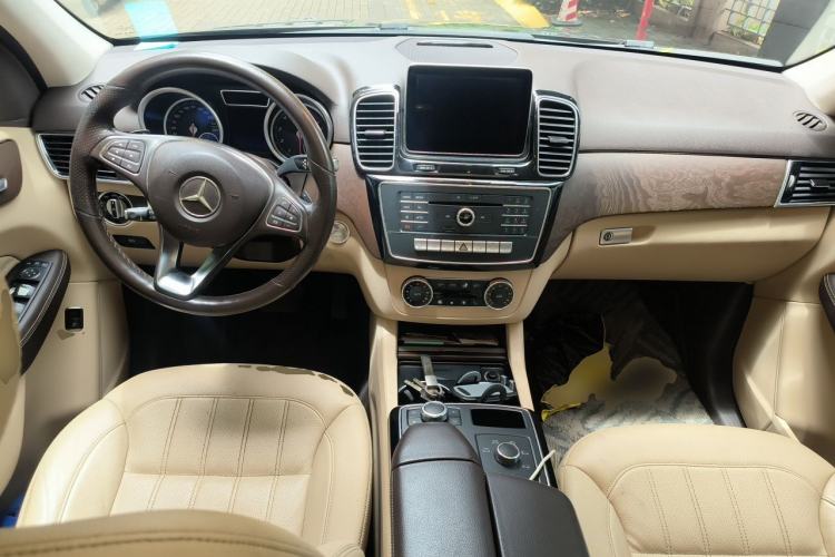 Used Mercedes-Benz GLE 2015 GLE 320 4MATIC Center Console