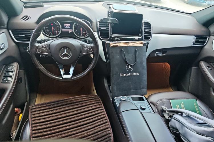 Used Mercedes-Benz GLE 2015 GLE 320 4MATIC Center Console