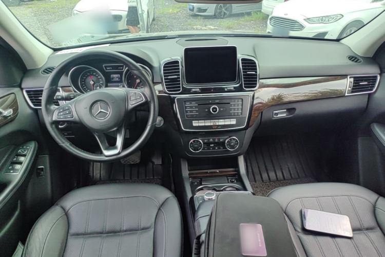 Used Mercedes-Benz GLE 2015 GLE 350 d 4MATIC Center Console