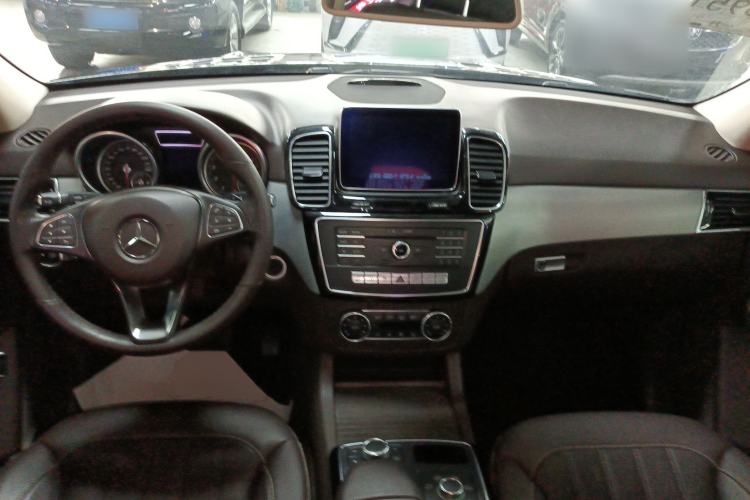 Used Mercedes-Benz GLE 2015 GLE 320 4MATIC Center Console