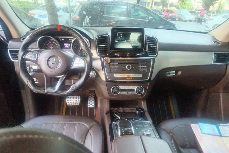 Used Mercedes-Benz GLE 2015 GLE 400 4MATIC Center Console