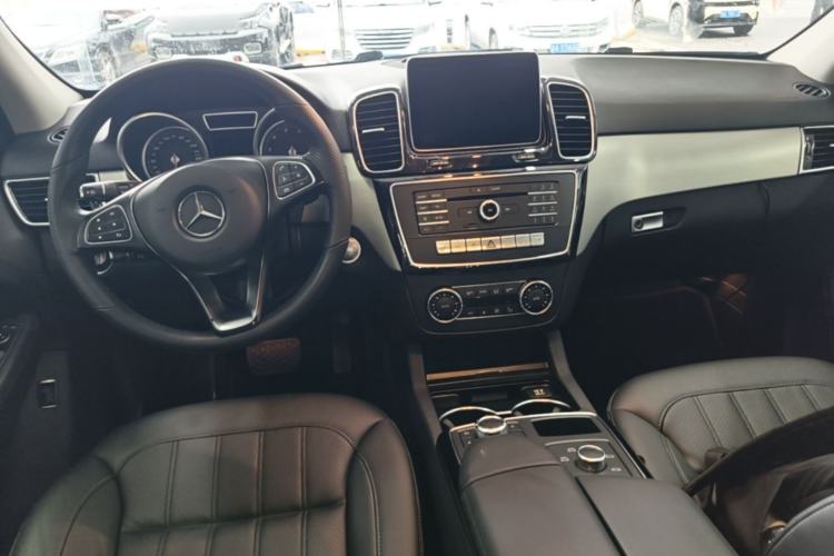 Used Mercedes-Benz GLE 2015 GLE 320 4MATIC Center Console