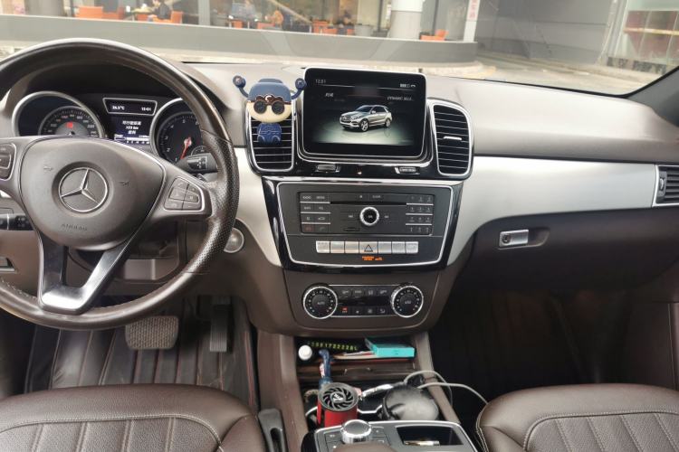 Used Mercedes-Benz GLE 2015 GLE 320 4MATIC Center Console
