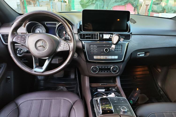 Used Mercedes-Benz GLE 2015 GLE 400 4MATIC Center Console