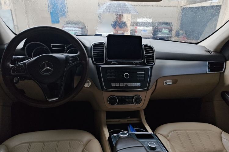Used Mercedes-Benz GLE 2015 GLE 320 4MATIC Center Console