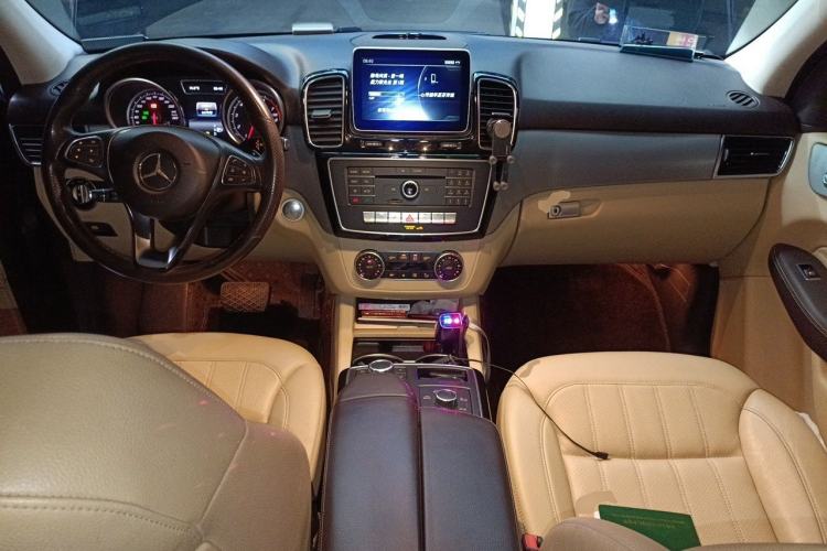 Used Mercedes-Benz GLE 2015 GLE 320 4MATIC Center Console