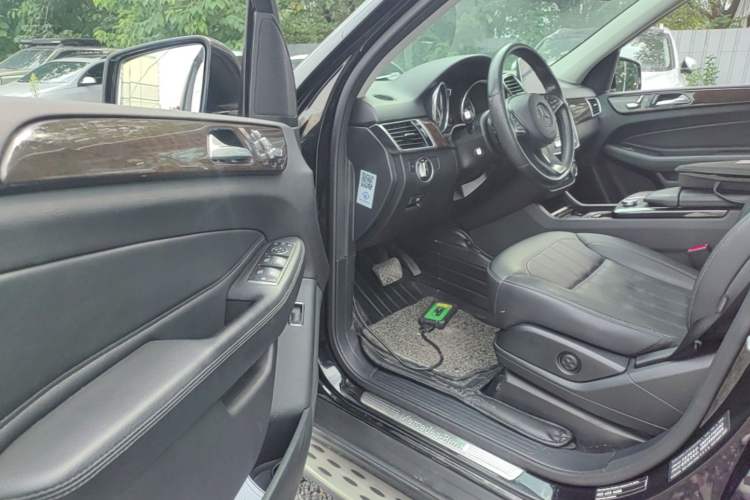 Used Mercedes-Benz GLE 2015 GLE 350 d 4MATIC Driver Seat