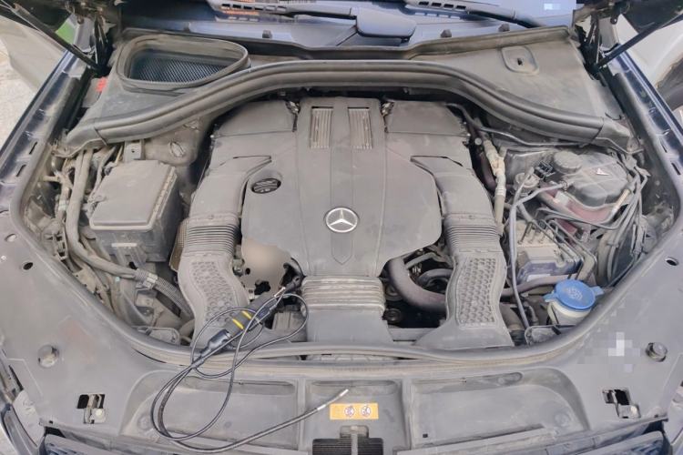 Used Mercedes-Benz GLE 2015 GLE 400 4MATIC Engine Bay