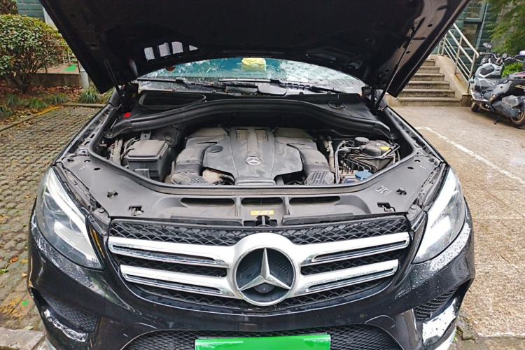 Used Mercedes-Benz GLE 2015 GLE 320 4MATIC Engine Bay