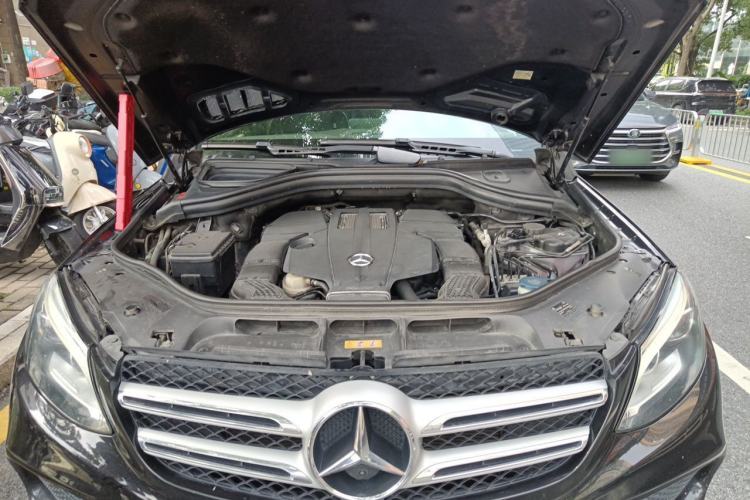 Used Mercedes-Benz GLE 2015 GLE 320 4MATIC Engine Bay