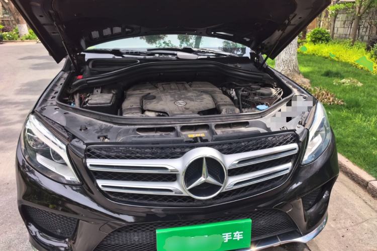 Used Mercedes-Benz GLE 2015 GLE 400 4MATIC Engine Bay