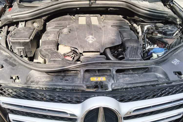 Used Mercedes-Benz GLE 2015 GLE 320 4MATIC Engine Bay