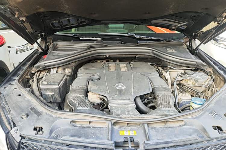 Used Mercedes-Benz GLE 2015 GLE 320 4MATIC Engine Bay