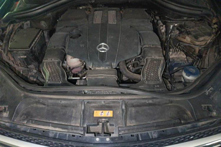 Used Mercedes-Benz GLE 2015 GLE 320 4MATIC Engine Bay