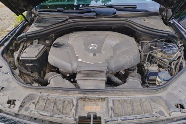 Used Mercedes-Benz GLE 2015 GLE 350 d 4MATIC Engine Bay