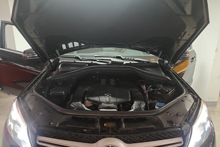 Used Mercedes-Benz GLE 2015 GLE 320 4MATIC Engine Bay