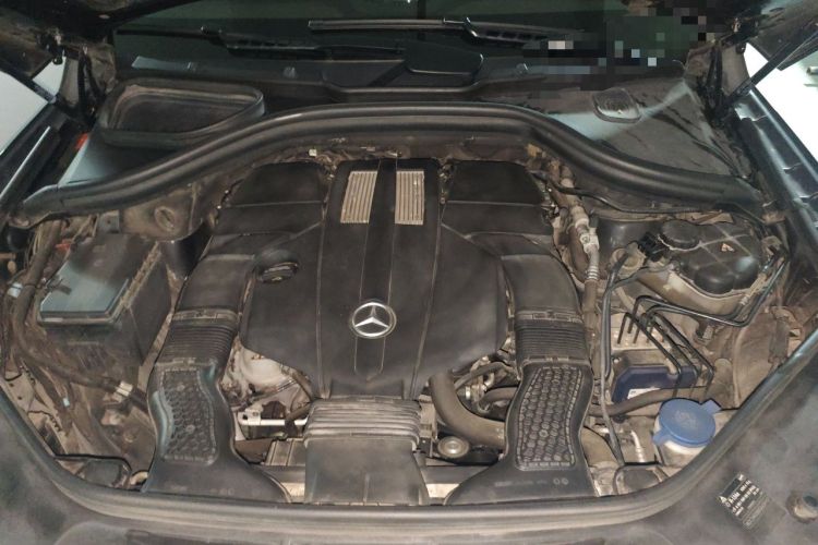 Used Mercedes-Benz GLE 2015 GLE 400 4MATIC Engine Bay