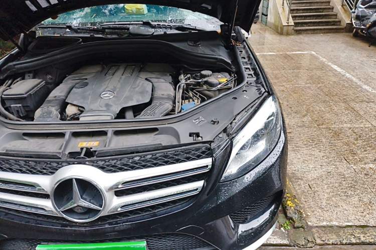 Used Mercedes-Benz GLE 2015 GLE 320 4MATIC Engine Bay Left