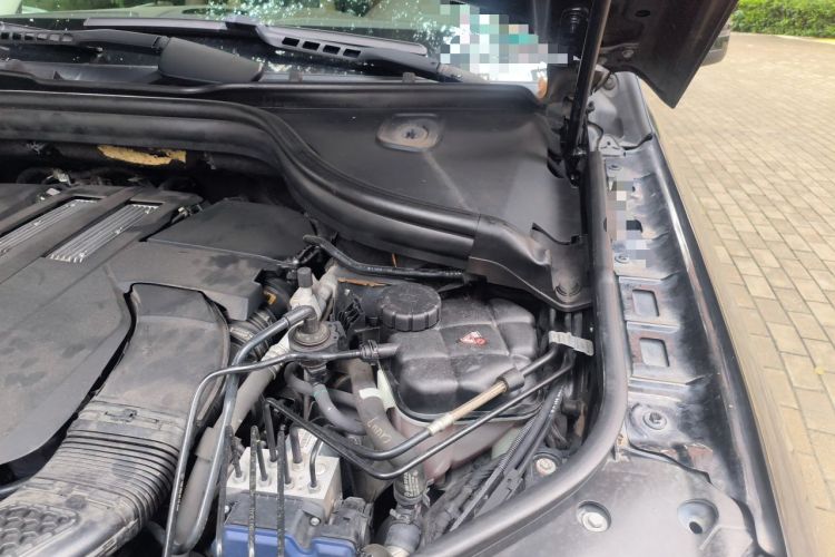 Used Mercedes-Benz GLE 2015 GLE 320 4MATIC Engine Bay Left