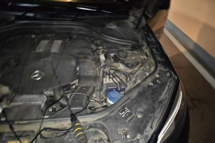 Used Mercedes-Benz GLE 2015 GLE 400 4MATIC Engine Bay Left