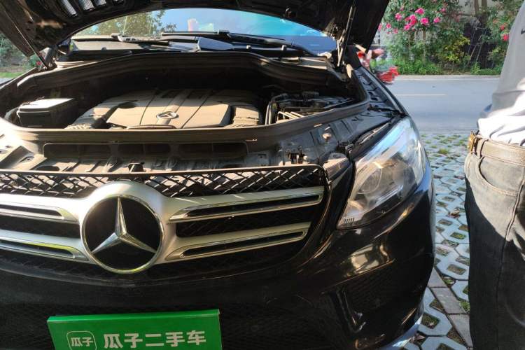 Used Mercedes-Benz GLE 2015 GLE 320 4MATIC Engine Bay Left
