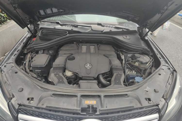 Used Mercedes-Benz GLE 2015 GLE 320 4MATIC Engine Bay