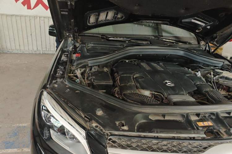 Used Mercedes-Benz GLE 2015 GLE 400 4MATIC Engine Bay Right
