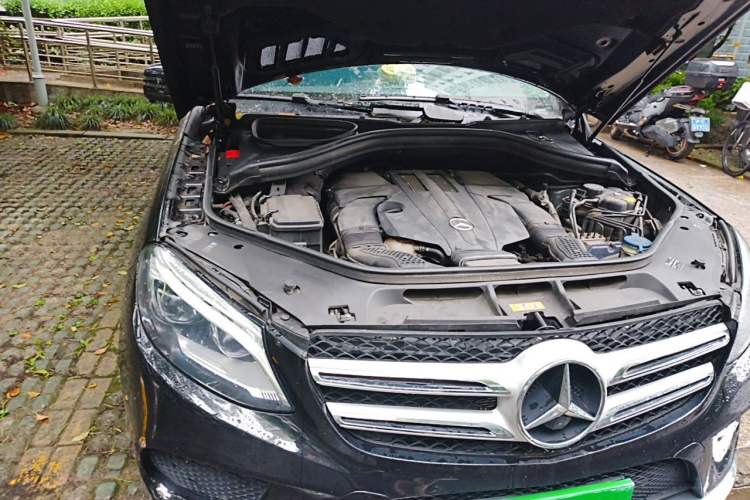 Used Mercedes-Benz GLE 2015 GLE 320 4MATIC Engine Bay Right