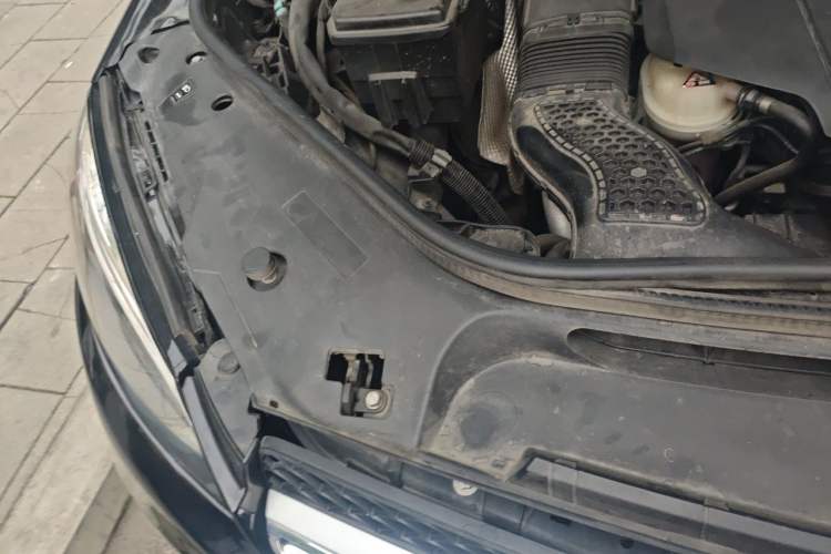 Used Mercedes-Benz GLE 2015 GLE 320 4MATIC Engine Bay Right