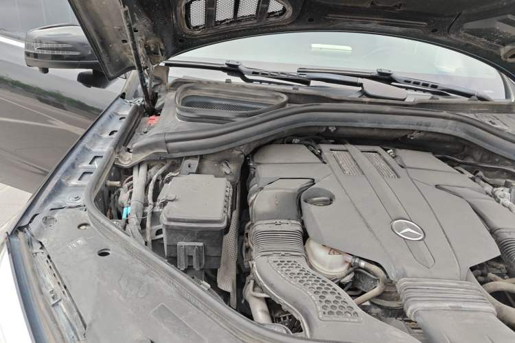 Used Mercedes-Benz GLE 2015 GLE 320 4MATIC Engine Bay Right