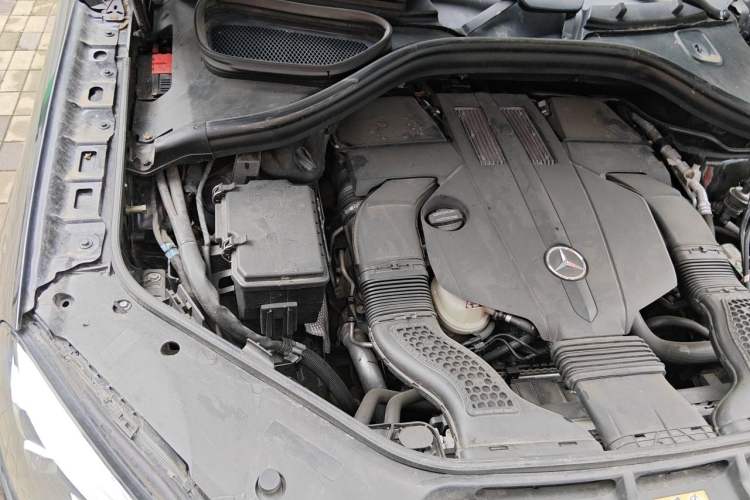 Used Mercedes-Benz GLE 2015 GLE 320 4MATIC Engine Bay Right
