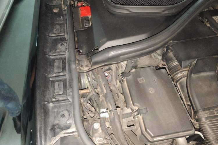 Used Mercedes-Benz GLE 2015 GLE 400 4MATIC Engine Bay Right
